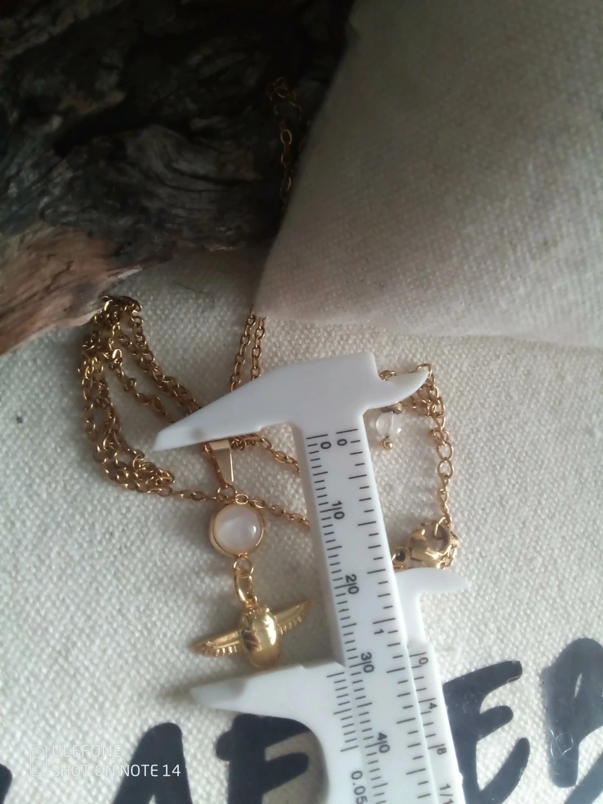 Collier scarabée et pierre de lune plaqué or – photo 3